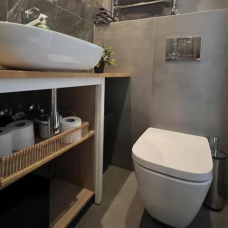 Apartment Chaka 80b 4 Riga