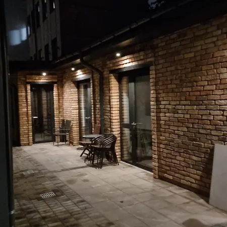Chaka 80b 4 Apartment