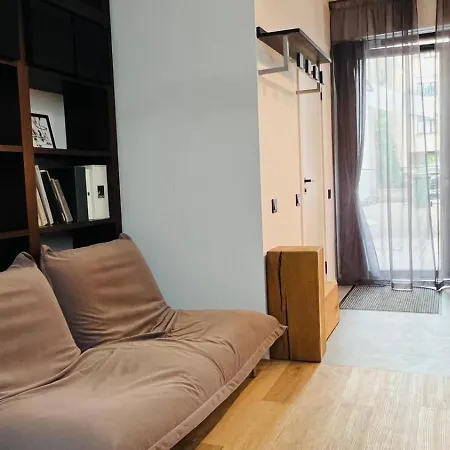 Chaka 80b 4 Apartment
